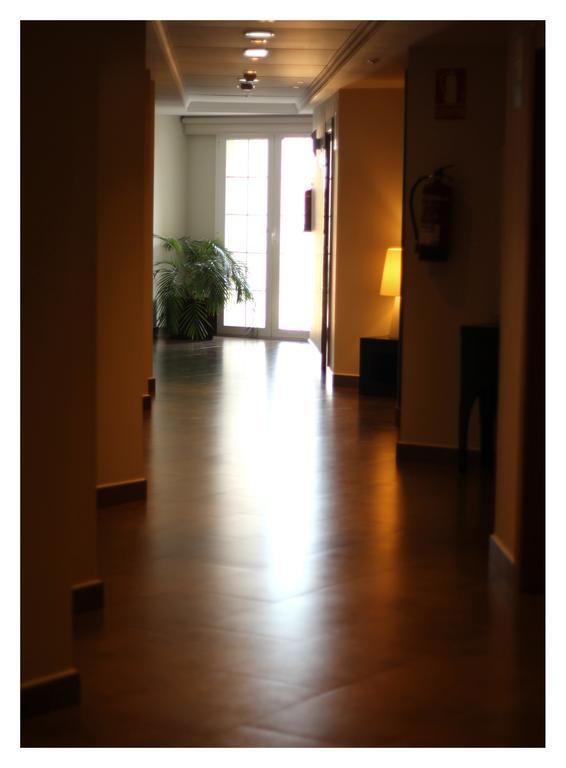 Hotel El Trebol Карбонерас Экстерьер фото